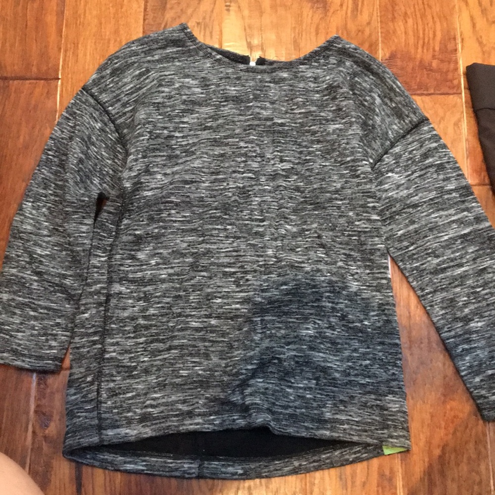 TEXTURED SWEATER WITH ZIPPER BACK